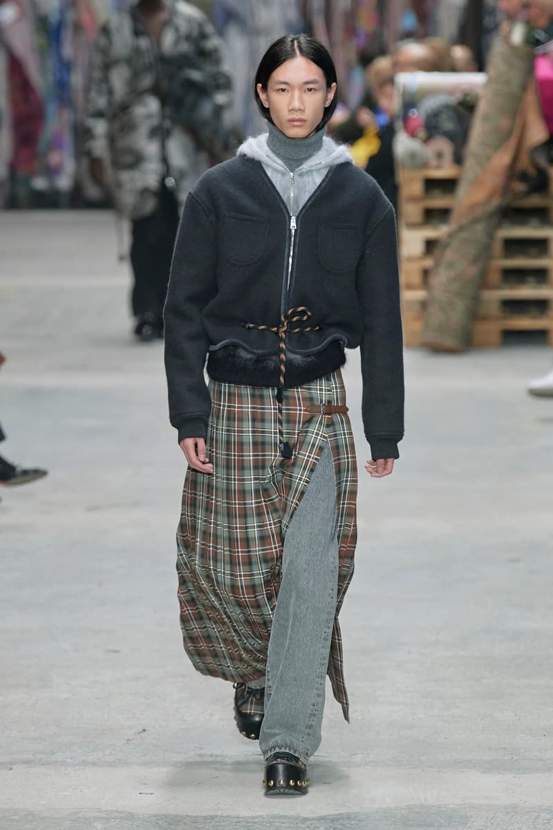 Etro Milan Fashion Week Fall Winter 2023 FW23 Runway Show MFW Mens Menswear Marco De Vincenzo 70s Retro 