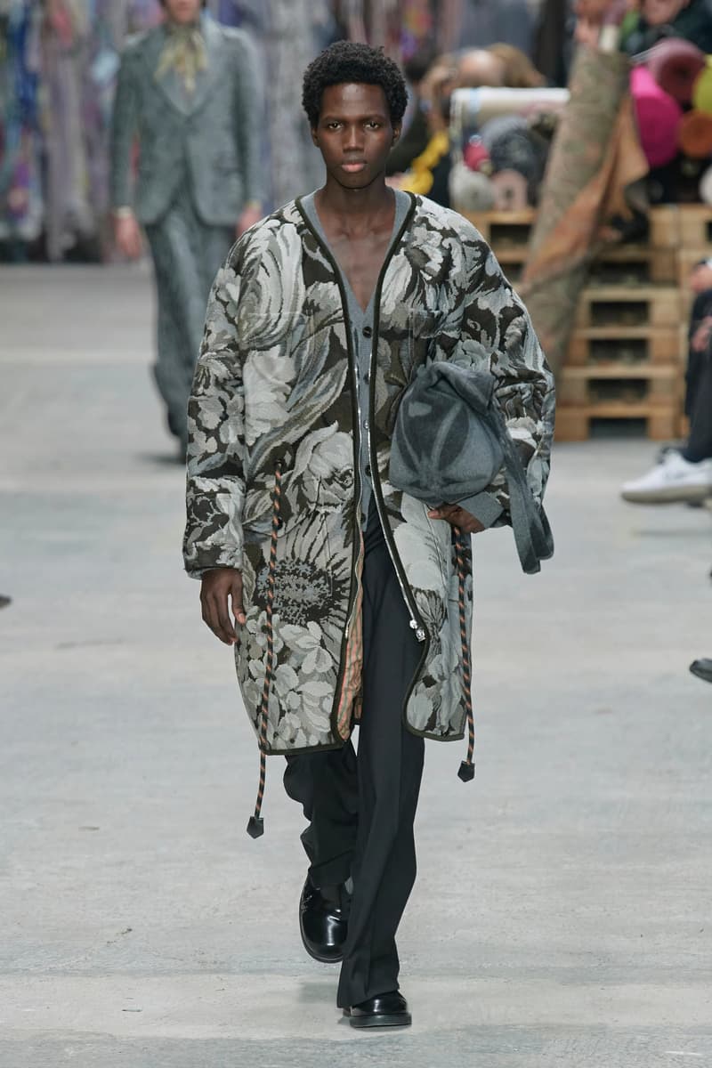 Etro Milan Fashion Week Fall Winter 2023 FW23 Runway Show MFW Mens Menswear Marco De Vincenzo 70s Retro 