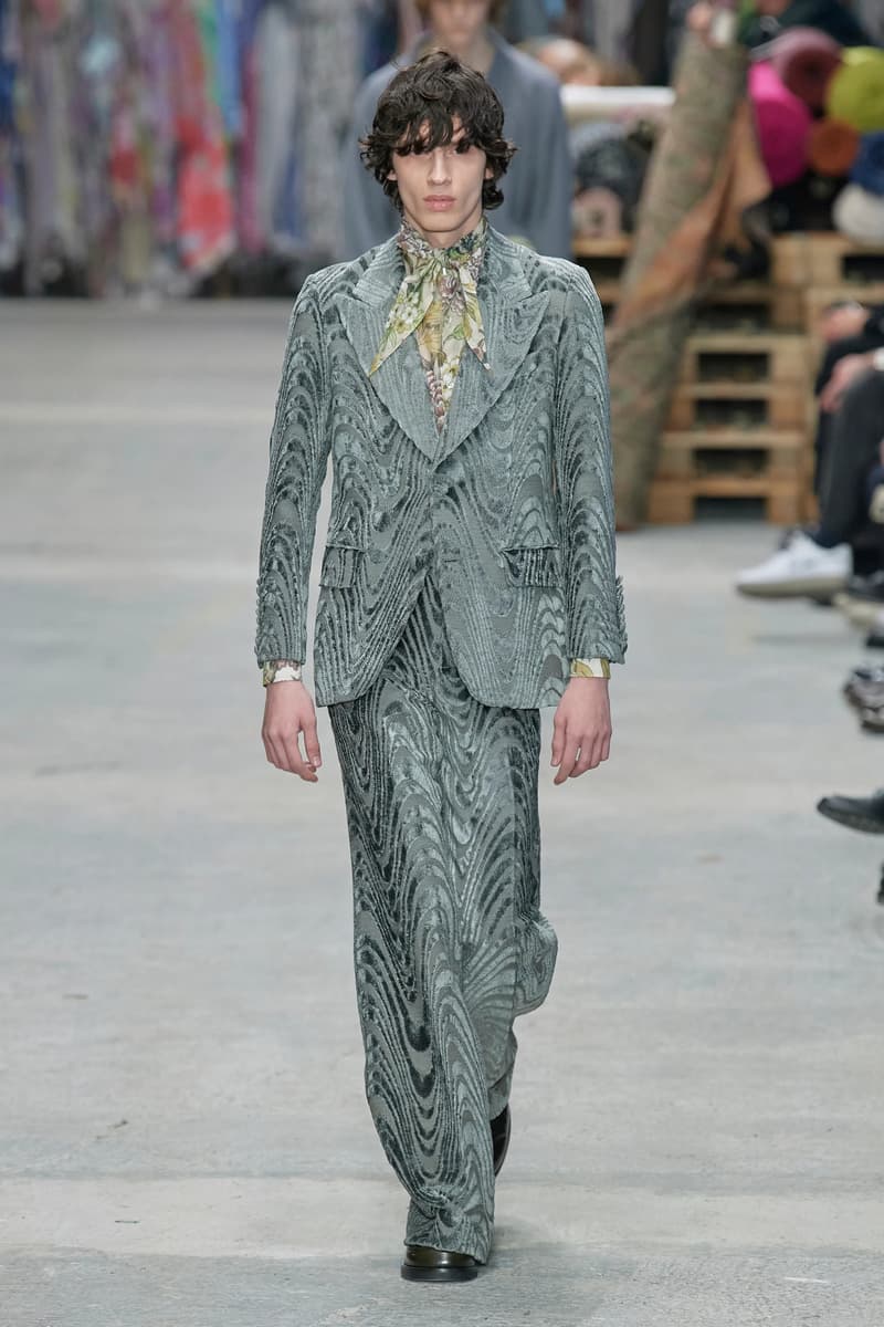 Etro Milan Fashion Week Fall Winter 2023 FW23 Runway Show MFW Mens Menswear Marco De Vincenzo 70s Retro 