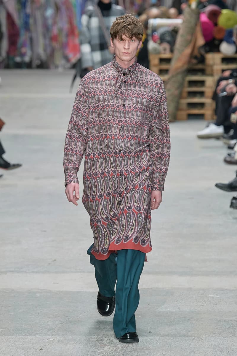 Etro Milan Fashion Week Fall Winter 2023 FW23 Runway Show MFW Mens Menswear Marco De Vincenzo 70s Retro 