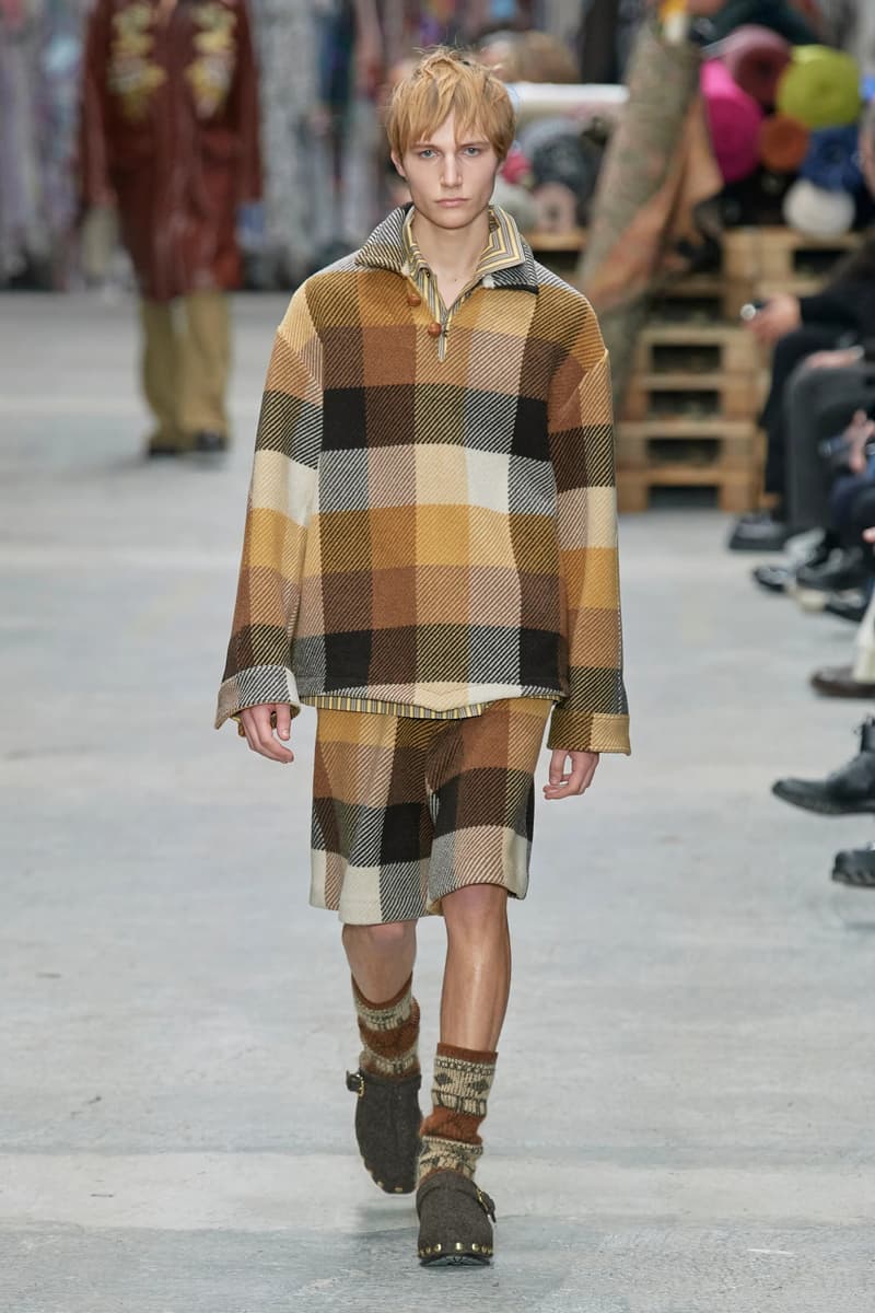 Etro Milan Fashion Week Fall Winter 2023 FW23 Runway Show MFW Mens Menswear Marco De Vincenzo 70s Retro 