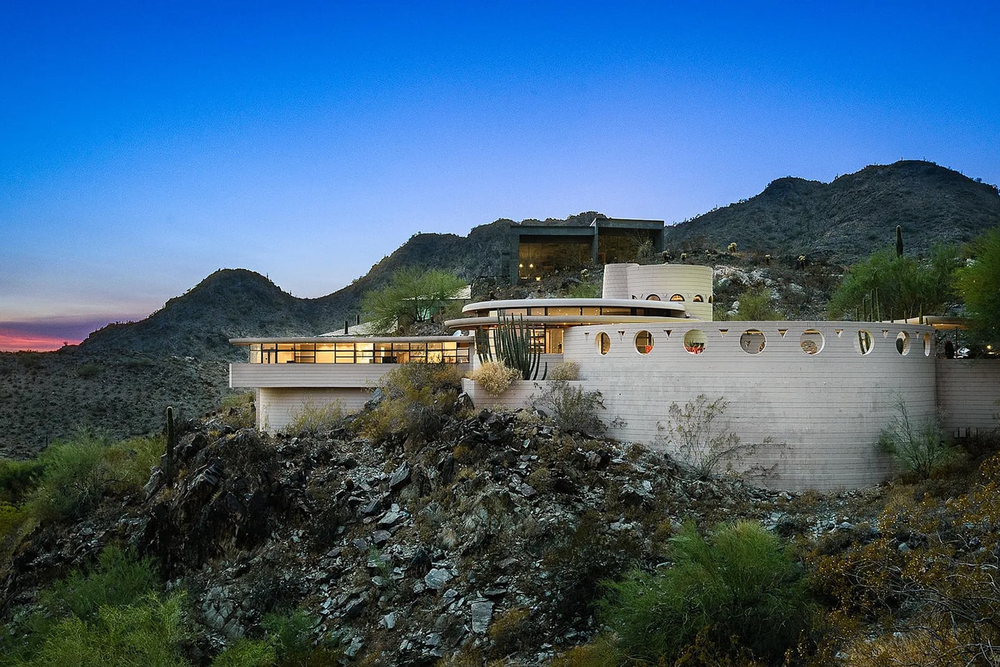 Listings: Frank Lloyd Wright's Last-Ever Home Goes is for Sale
