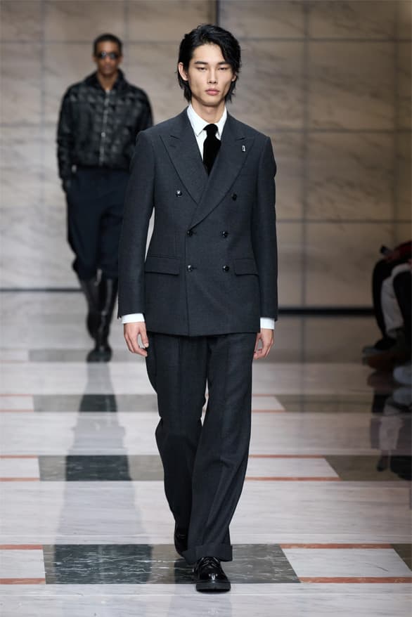 Giorgio Armani Milan Fashion Week Fall Winter 2023 FW23 Runway Show MFW Mens Menswear