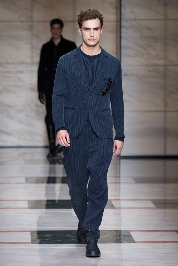 Giorgio Armani Milan Fashion Week Fall Winter 2023 FW23 Runway Show MFW Mens Menswear