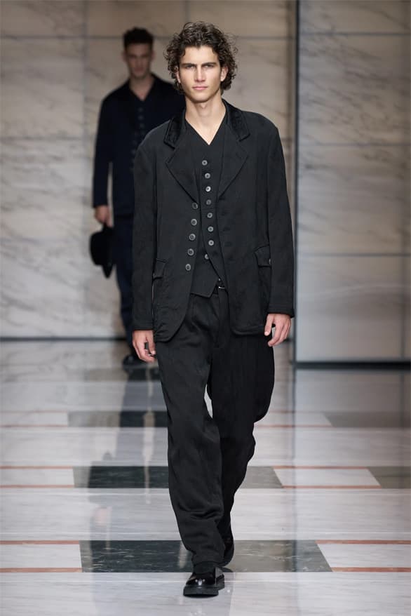 Giorgio Armani Milan Fashion Week Fall Winter 2023 FW23 Runway Show MFW Mens Menswear