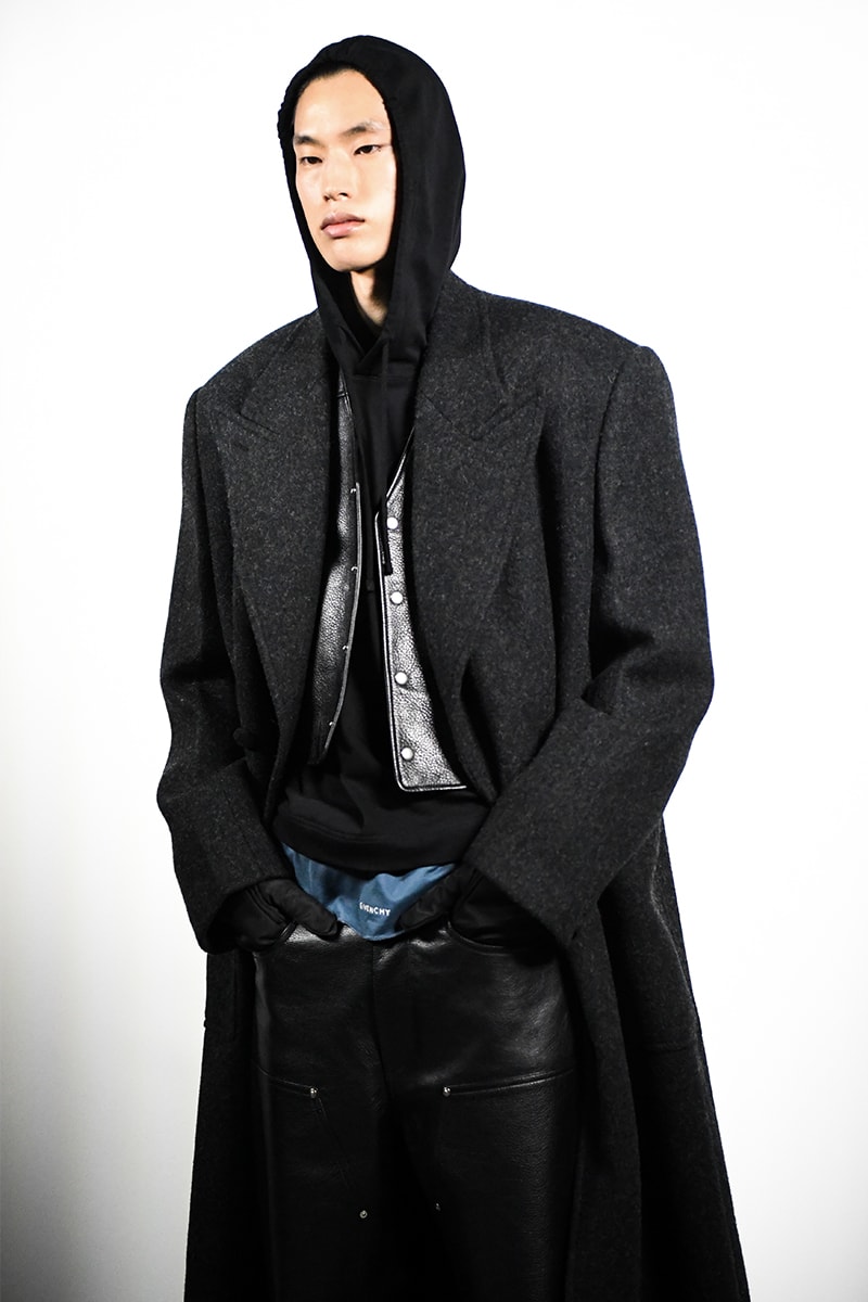 Givenchy Matthew M Williams Mens PFW FW23 Collection paris fashion week fall winter 2023 alyx studio backstage first looks formality dress codes menswear reconstructs deconstructs jbalvin pusha t king push taeyang big bang kpop star fai khardra zack bia