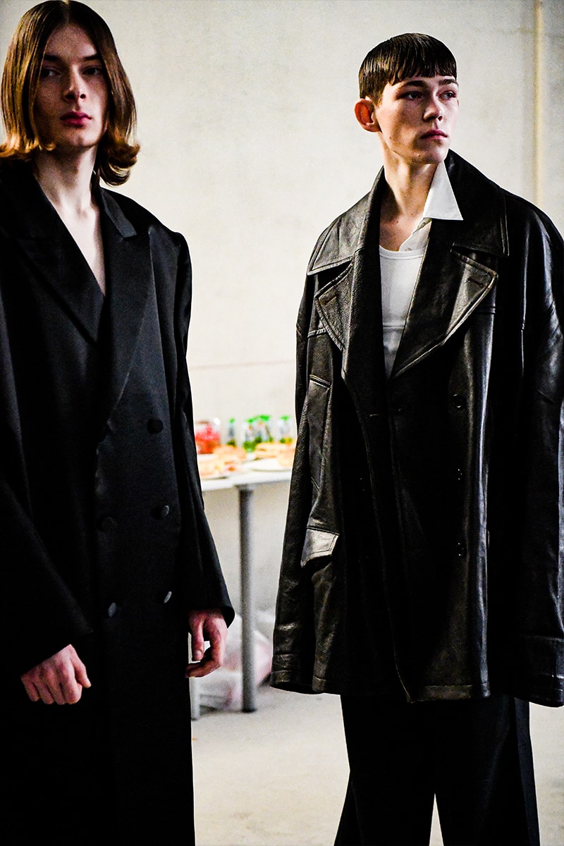 Hed Mayner FW23 Is All About Balance Paris fashion week pfw tel aviv tuscany suiting oversized blazers reebok footwear