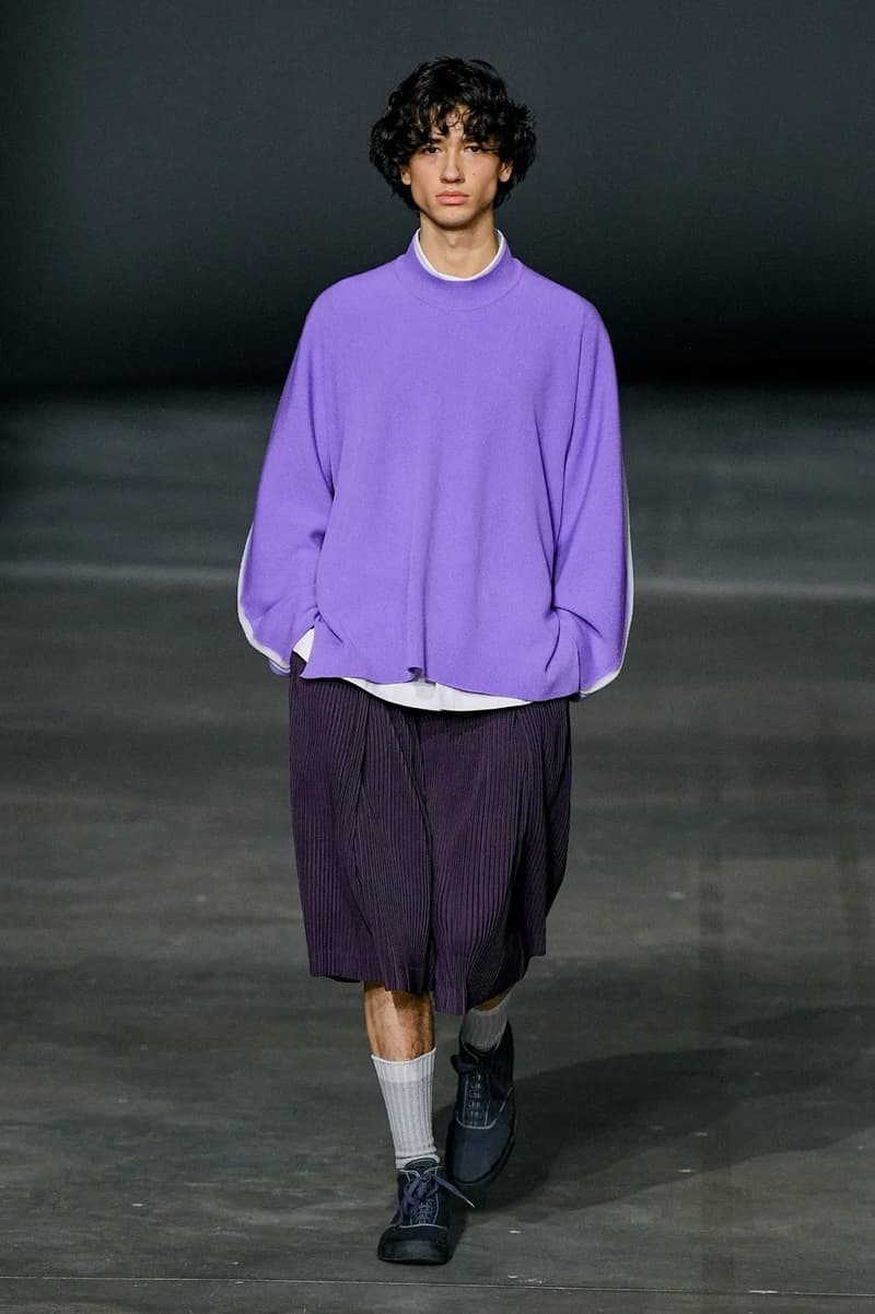 HOMME PLISSÉ ISSEY MIYAKE Fall/Winter 2023 Runway Show Paris Fashion Week FW23 Collection 