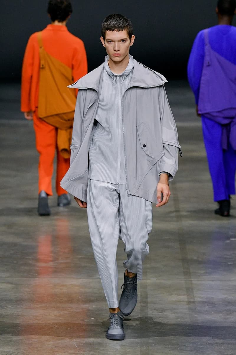 HOMME PLISSÉ ISSEY MIYAKE Fall/Winter 2023 Runway Show Paris Fashion Week FW23 Collection 