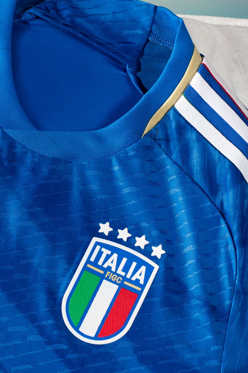 adidas Italy Football Soccer Jersey Kit Blue White Italia Donnarumma Sports World Cup Euros Serie A Three Stripe Tricolor