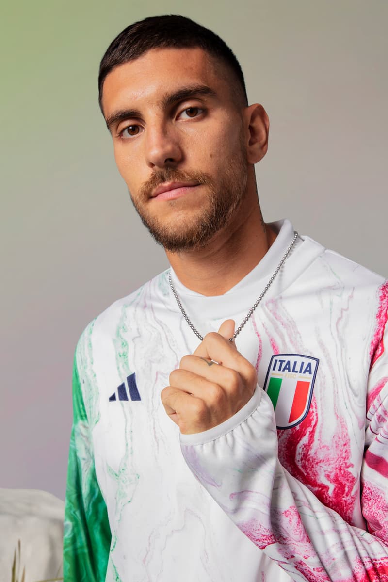 adidas Italy Football Soccer Jersey Kit Blue White Italia Donnarumma Sports World Cup Euros Serie A Three Stripe Tricolor