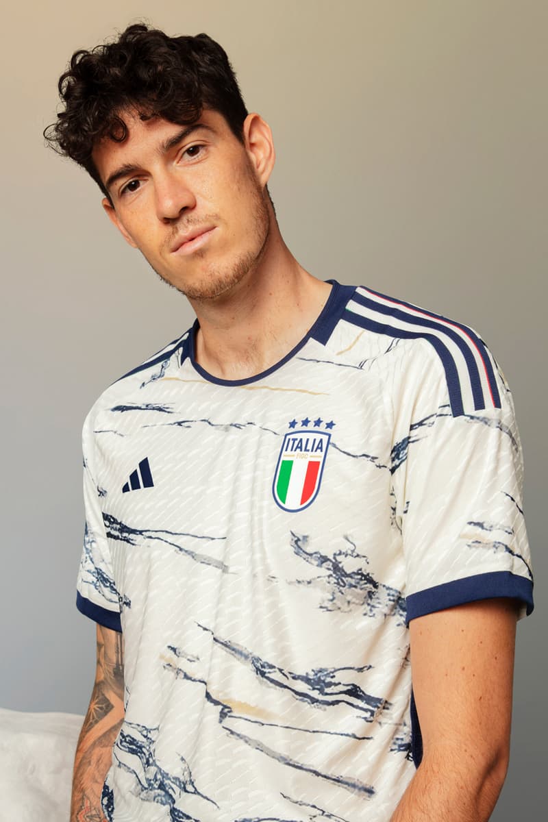 adidas Italy Football Soccer Jersey Kit Blue White Italia Donnarumma Sports World Cup Euros Serie A Three Stripe Tricolor