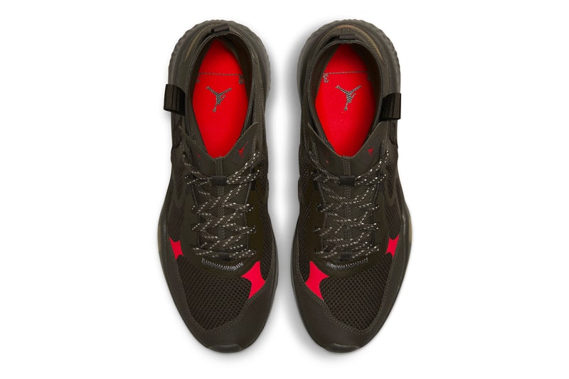 DR7614-206 Nike swoosh shoe technical space aged aesthetic brown Dark Chocolate/Infrared michael jordan basketball shoes 