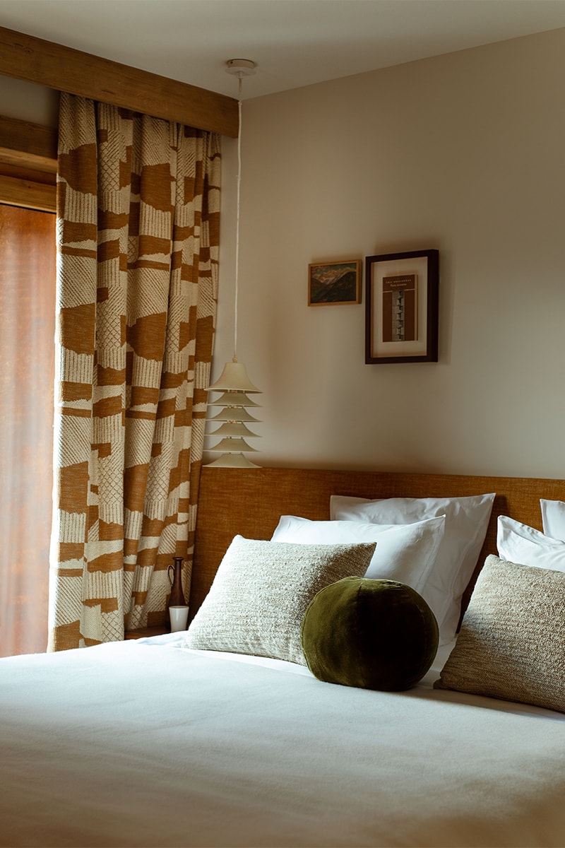 Joséphine Fossey Brings Modernist Details to Alpine Chalet Interior