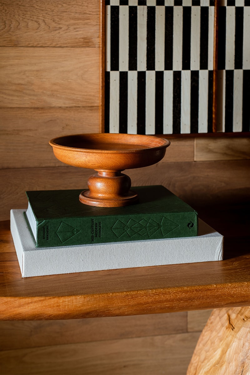 Joséphine Fossey Brings Modernist Details to Alpine Chalet Interior