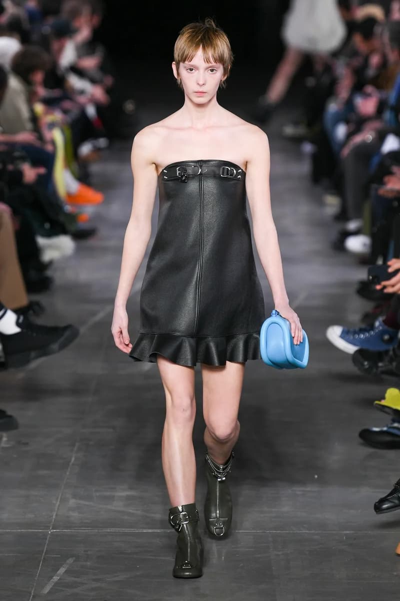 JW Anderson Fall Winter 2023 Milan Fashion Week Men's Women's Show Runway MFW Jonathan Anderson