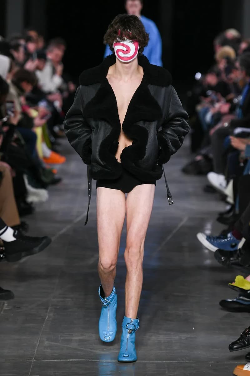 JW Anderson Fall Winter 2023 Milan Fashion Week Men's Women's Show Runway MFW Jonathan Anderson