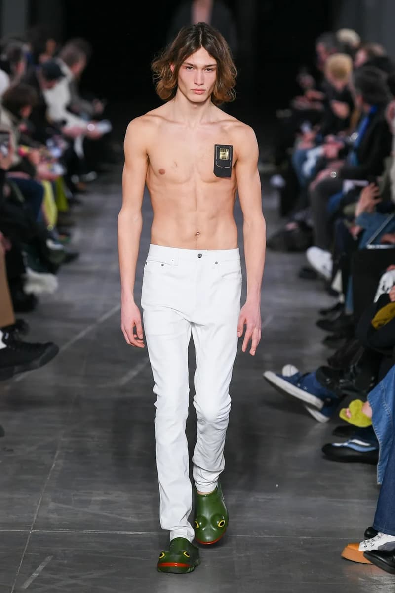 JW Anderson Fall Winter 2023 Milan Fashion Week Men's Women's Show Runway MFW Jonathan Anderson