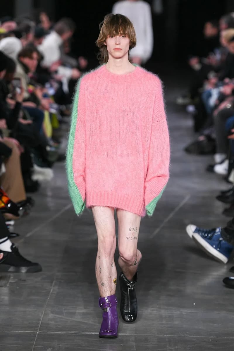 JW Anderson Fall Winter 2023 Milan Fashion Week Men's Women's Show Runway MFW Jonathan Anderson