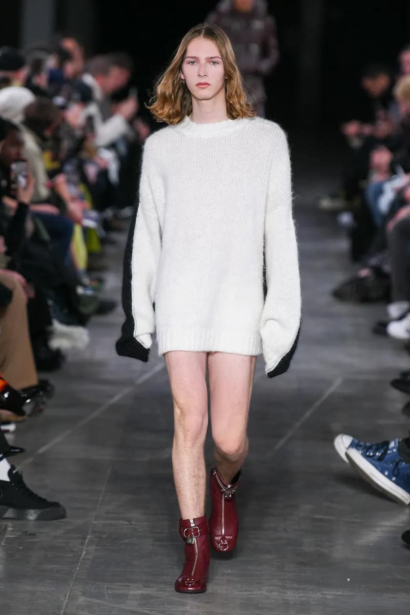 JW Anderson Fall Winter 2023 Milan Fashion Week Men's Women's Show Runway MFW Jonathan Anderson