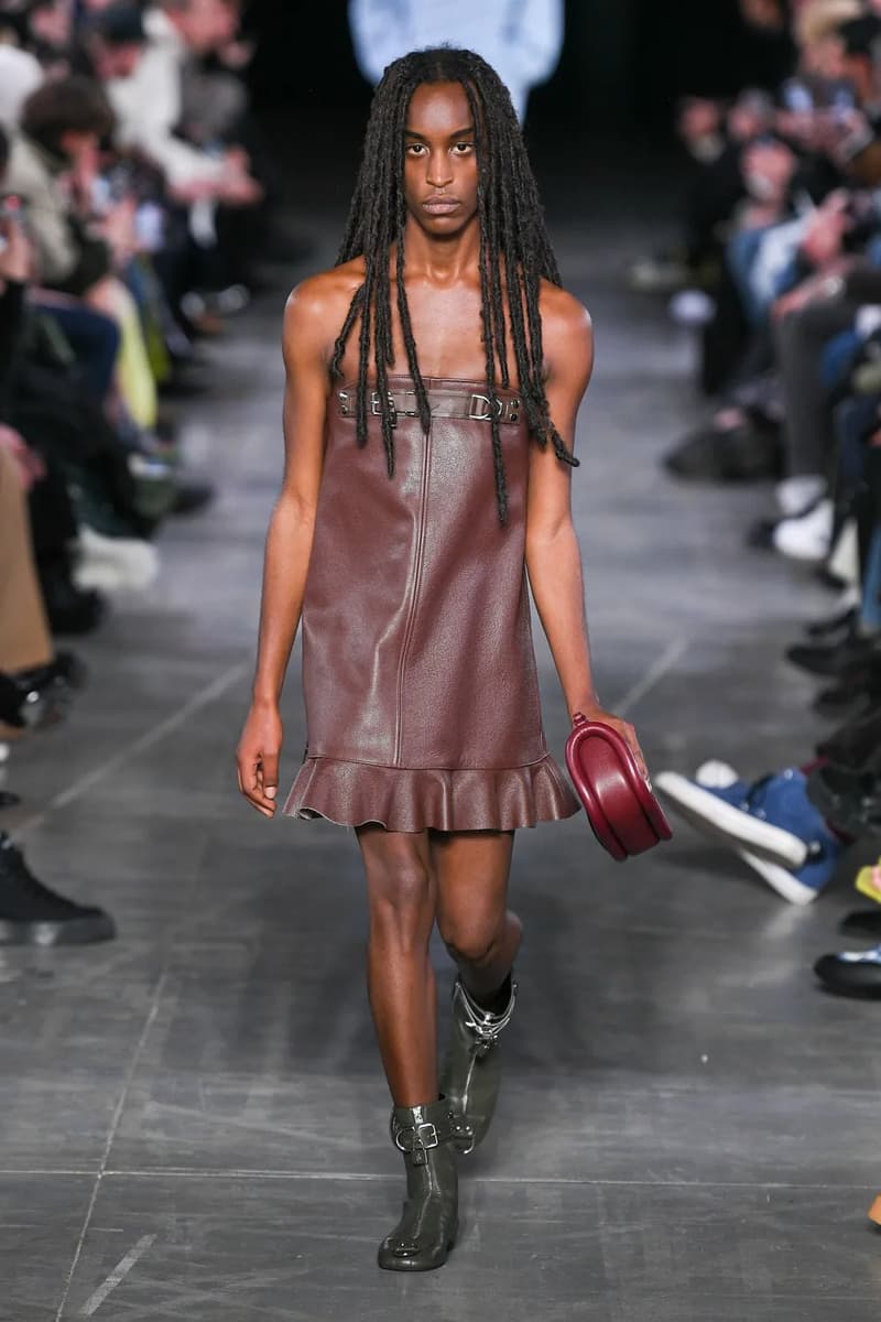 JW Anderson Fall Winter 2023 Milan Fashion Week Men's Women's Show Runway MFW Jonathan Anderson