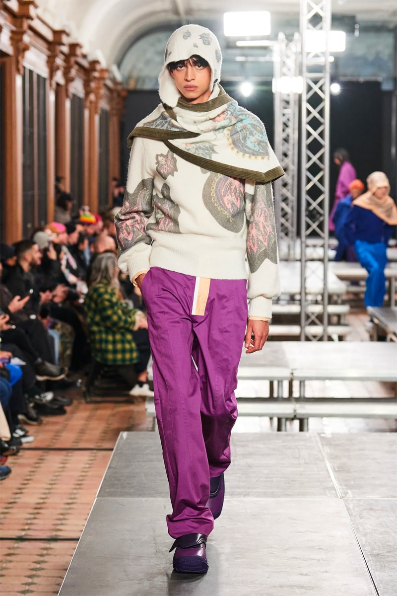 Kiko Kostadinov FW23 Dismantles Traditional Tailoring With Vibrancy paris fashion week fall winter 2023 menswear collection suit colors avant garde womenswear 
