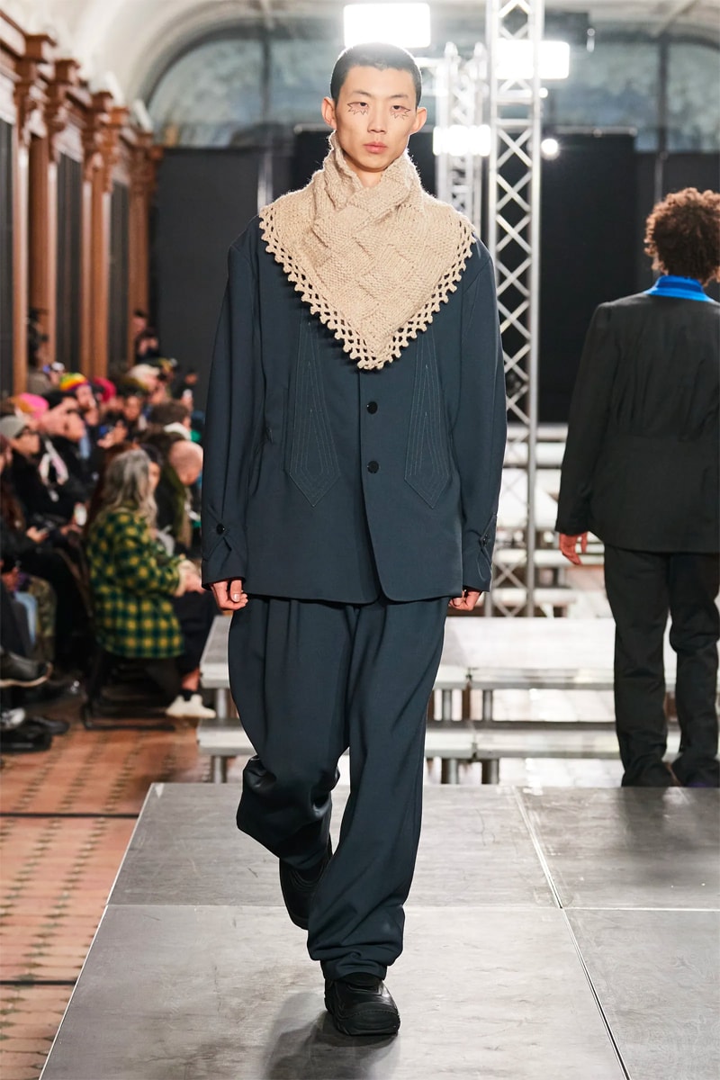 Kiko Kostadinov FW23 Dismantles Traditional Tailoring With Vibrancy paris fashion week fall winter 2023 menswear collection suit colors avant garde womenswear 