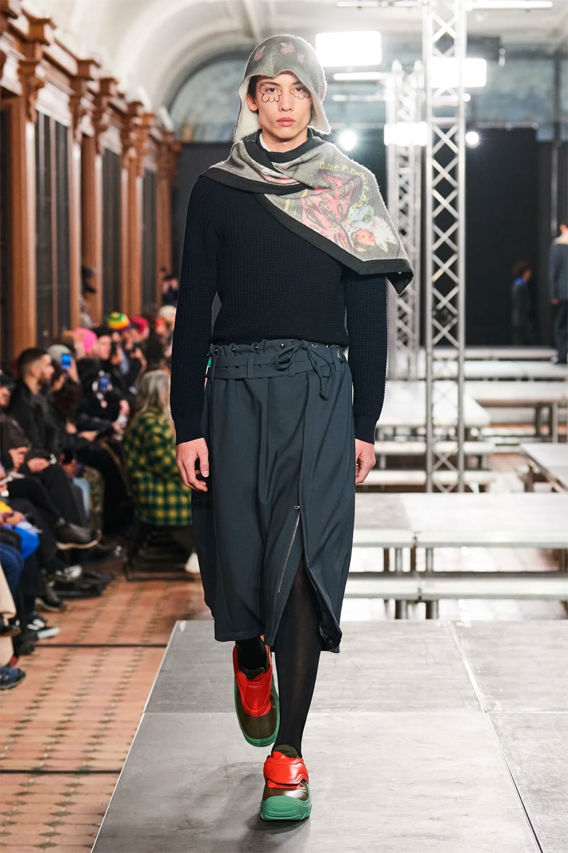 Kiko Kostadinov FW23 Dismantles Traditional Tailoring With Vibrancy paris fashion week fall winter 2023 menswear collection suit colors avant garde womenswear 