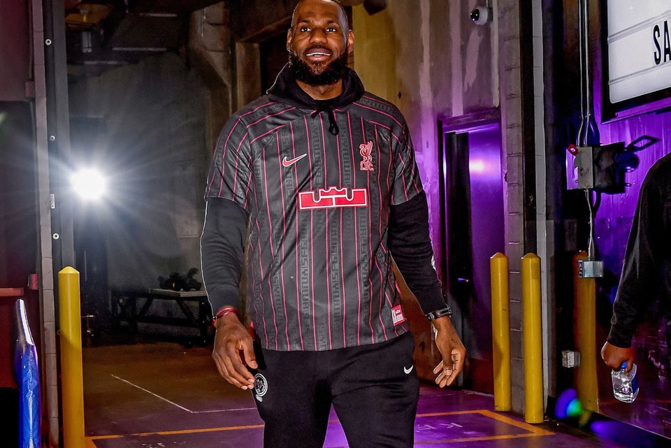 Nike Liverpool FC x LeBron James Special Edition Men's Jersey