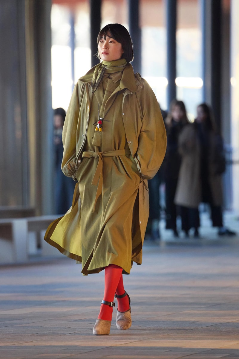 LEMAIRE Paris Fashion Week Fall/Winter 2023 Collection pfw FW23 christopher lemiare suiting overcoats sorbonnne universite movement 