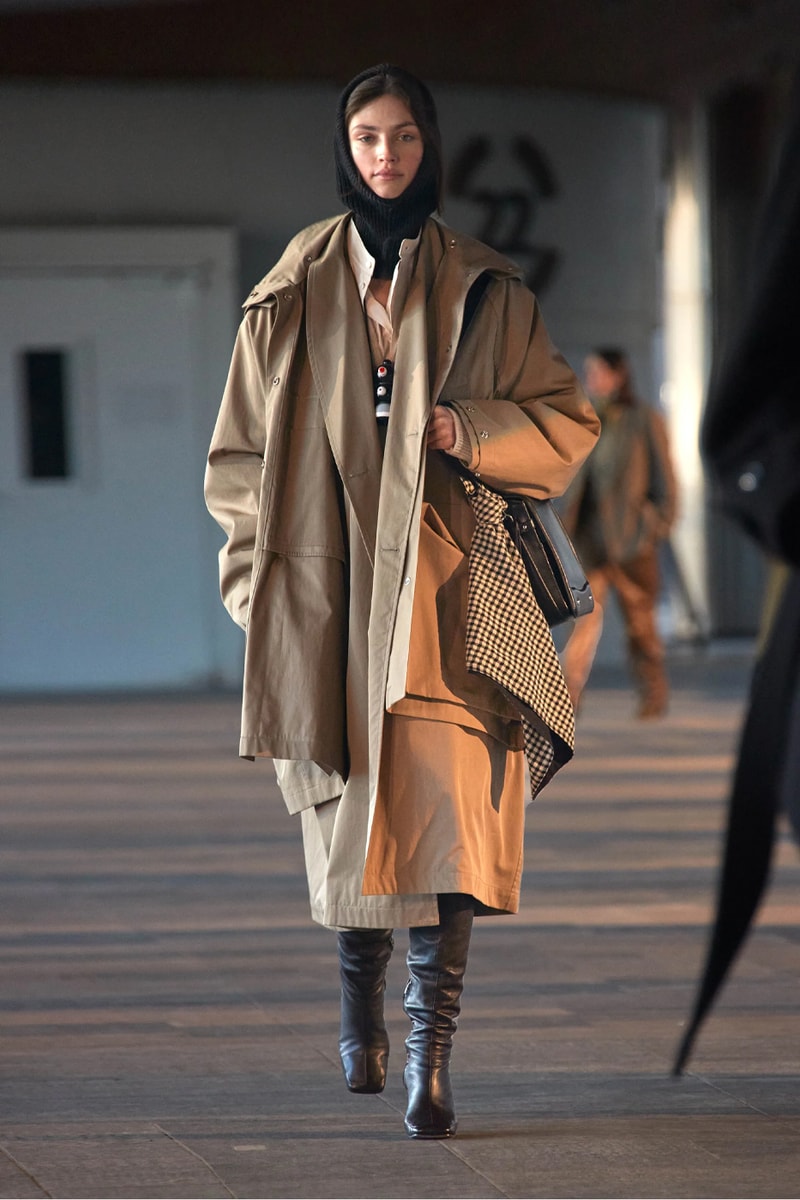LEMAIRE Paris Fashion Week Fall/Winter 2023 Collection pfw FW23 christopher lemiare suiting overcoats sorbonnne universite movement 