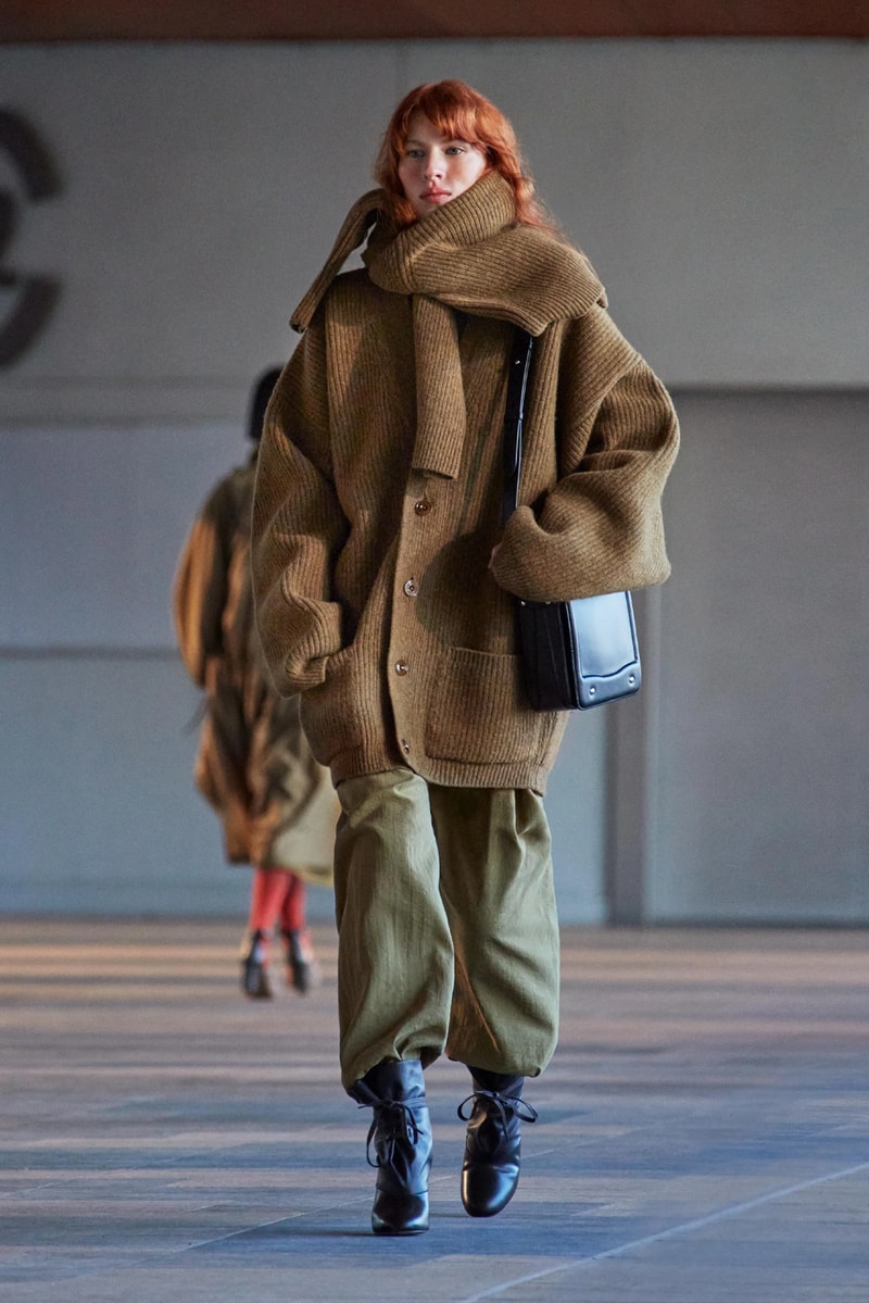LEMAIRE Paris Fashion Week Fall/Winter 2023 Collection pfw FW23 christopher lemiare suiting overcoats sorbonnne universite movement 