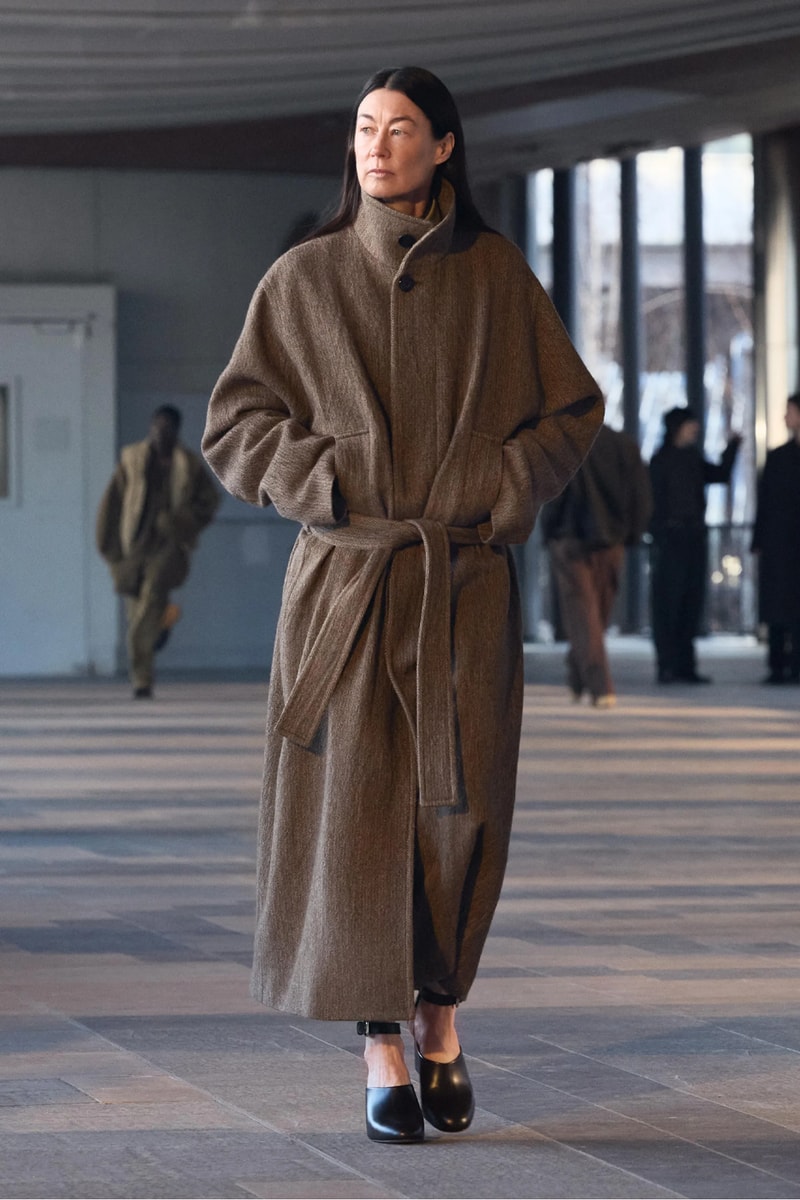 LEMAIRE Paris Fashion Week Fall/Winter 2023 Collection pfw FW23 christopher lemiare suiting overcoats sorbonnne universite movement 