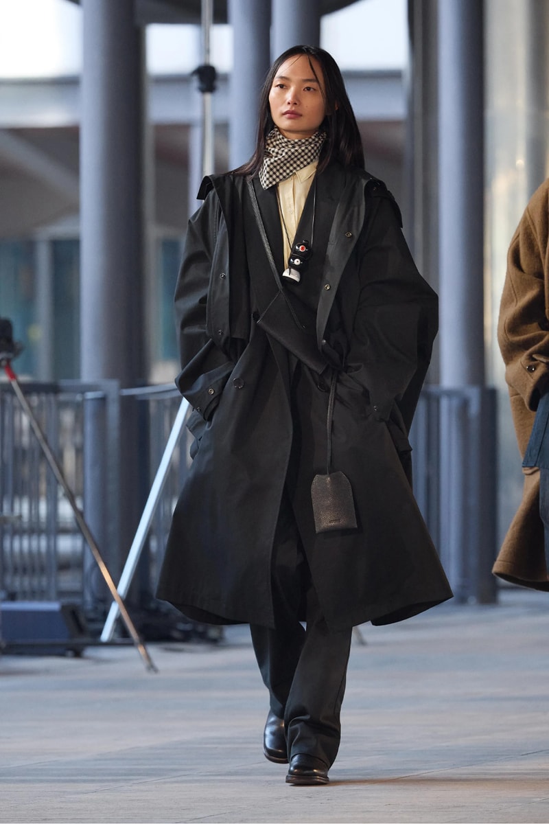 LEMAIRE Paris Fashion Week Fall/Winter 2023 Collection pfw FW23 christopher lemiare suiting overcoats sorbonnne universite movement 