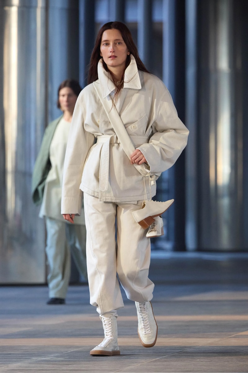 LEMAIRE Paris Fashion Week Fall/Winter 2023 Collection pfw FW23 christopher lemiare suiting overcoats sorbonnne universite movement 