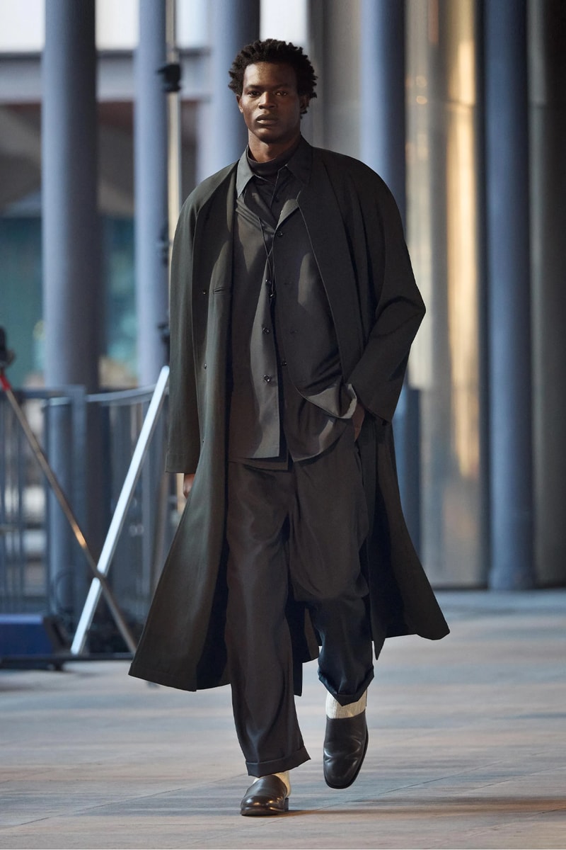 LEMAIRE Paris Fashion Week Fall/Winter 2023 Collection pfw FW23 christopher lemiare suiting overcoats sorbonnne universite movement 