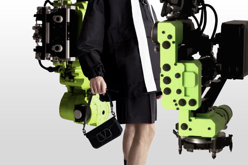 Maison Valentino Essentials Collection Pierpaolo Piccioli Minimalist Clean Designer Italian Luxury Clothing SS23