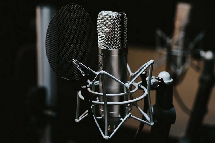 Microsoft’s New AI Technology Can Mimic Anyone’s Voice Based on a 3-Second Sample