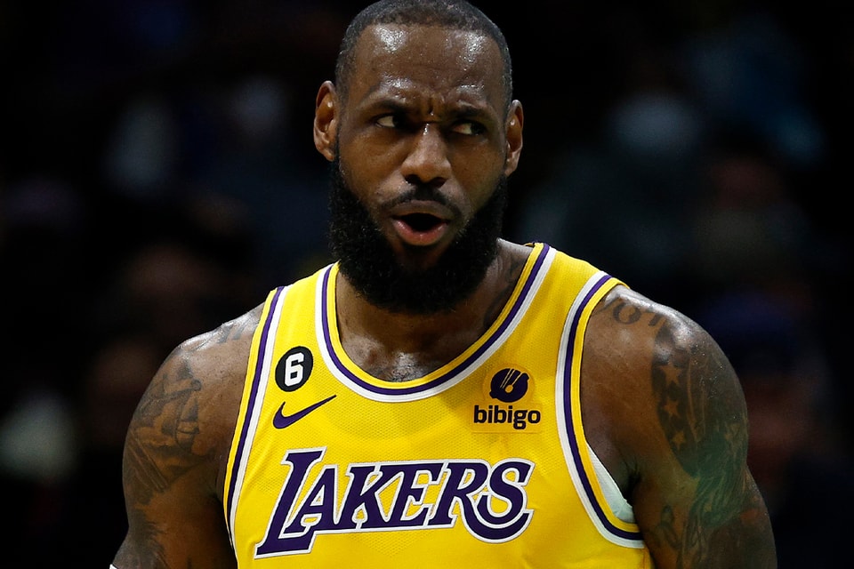 Trade Proposal Swaps LeBron James for 3 Warriors Players