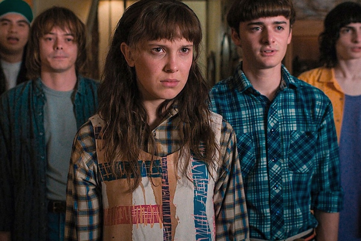 Each 'Stranger Things' Main Cast Member Expected To Receive Major Multi-Million Dollar Pay Raise for Final Season eleven netflix millie bobby brown finn noah schnapp wolfhard caleb mclaughlin sadie sink lucas sinclair mike wheeler will byers max mayfield Winona Ryder and David Harbour duffer brothers