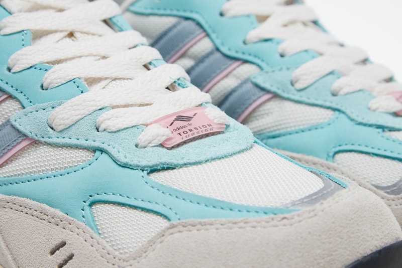 adidas Originals Torsion Super Sneaker White White/Black Aqua Footwear Trainers Three Stripe Fashion Sneakers 
