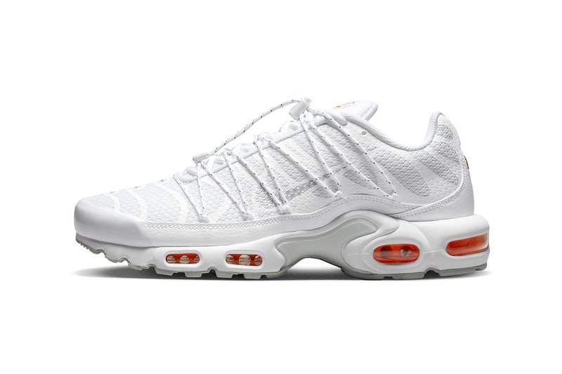 Nike Air Max Plus Adds the Toggle Lacing to Crisp, White Iteration shoe running shoes drake tour drake aubrey and the migos tour stage use shoes 