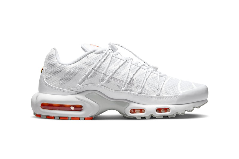 Nike Air Max Plus Adds the Toggle Lacing to Crisp, White Iteration shoe running shoes drake tour drake aubrey and the migos tour stage use shoes 