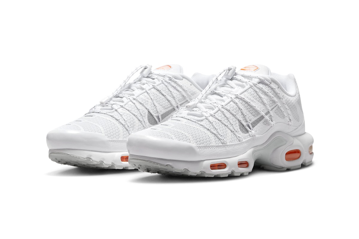 Nike Air Max Plus Adds the Toggle Lacing to Crisp, White Iteration shoe running shoes drake tour drake aubrey and the migos tour stage use shoes 