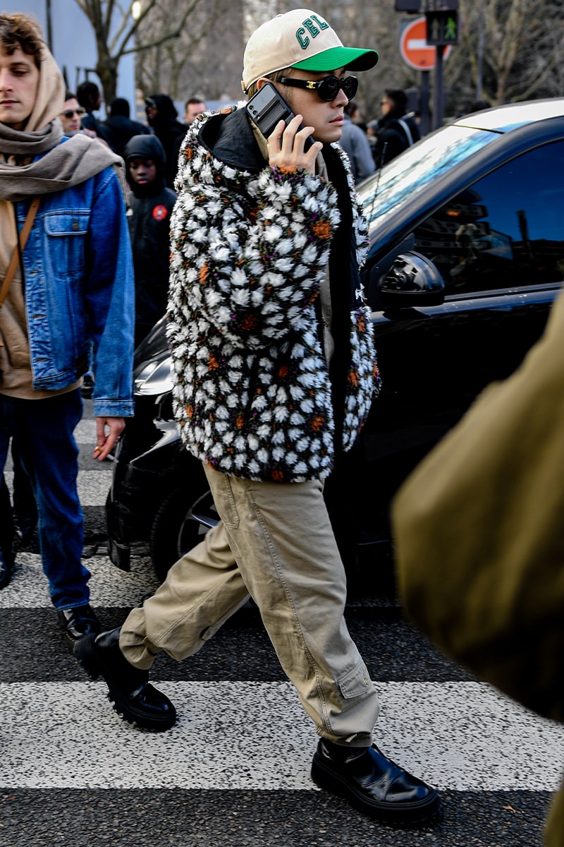Street Style Photos at Fall 2023 Paris Fashion Week Men's Shows – Footwear  News