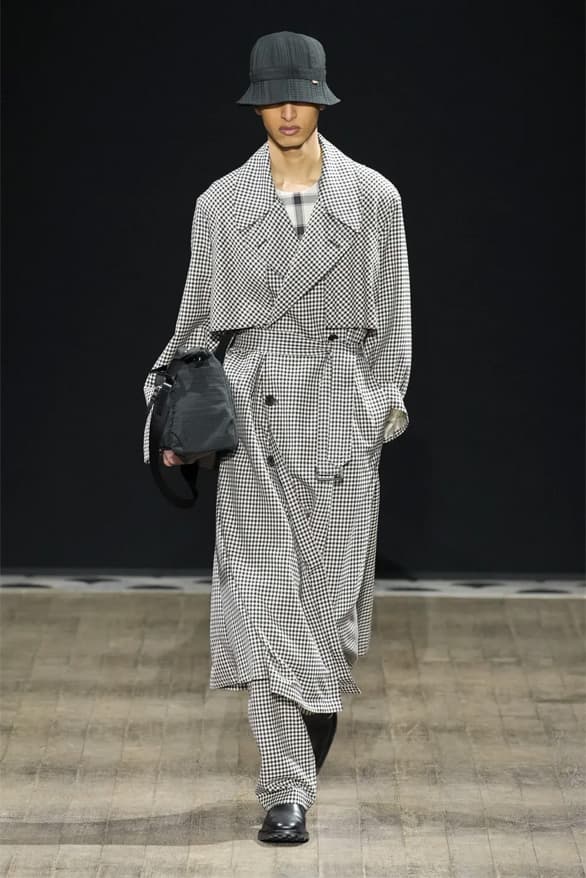 Paul Smith Fall/Winter 2023 Menswear Collection Runway Paris Fashion Week FW23 PFW 