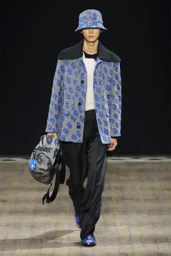 Paul Smith Fall/Winter 2023 Menswear Collection Runway Paris Fashion Week FW23 PFW 