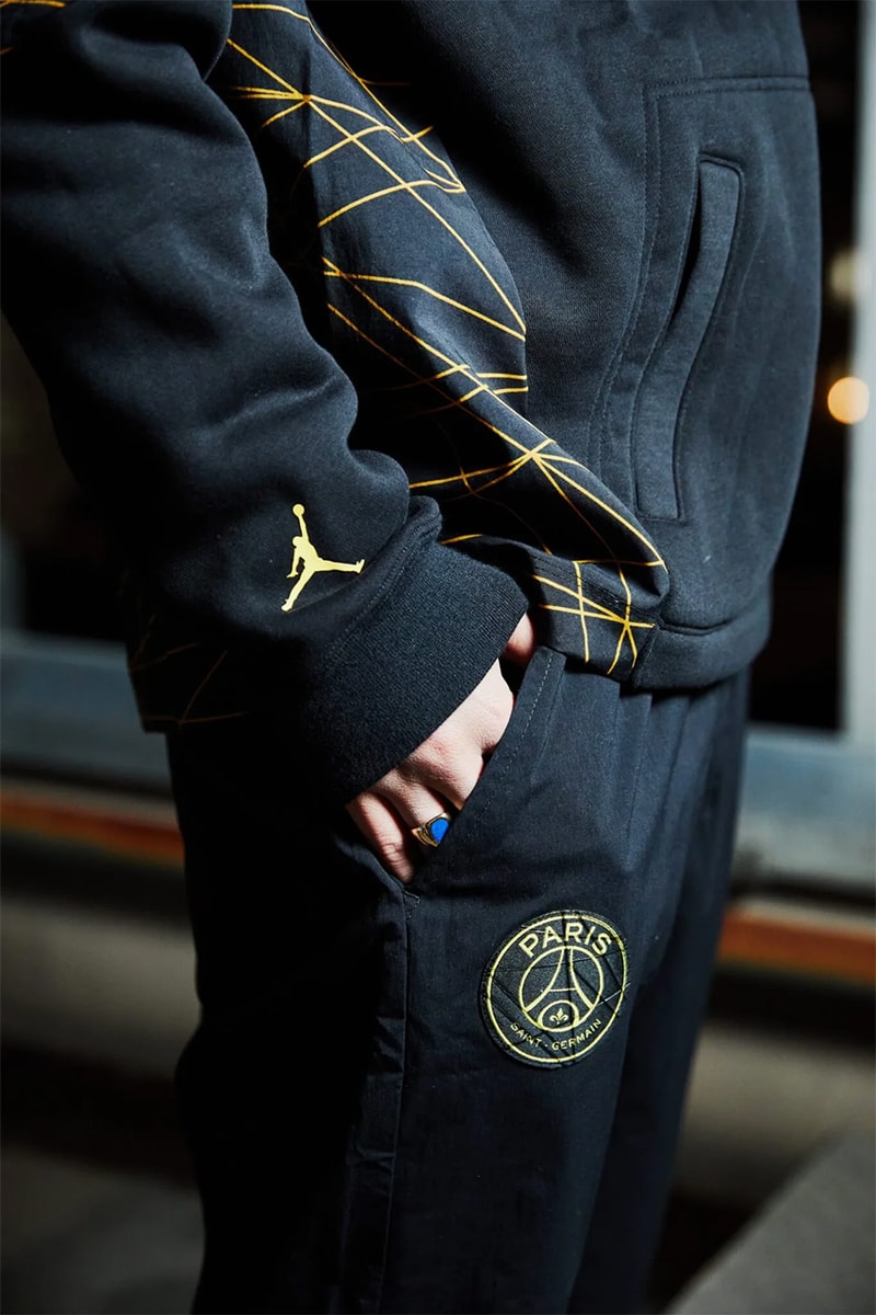 Nike VESTE PSG POUR HOMME BLACK/BORDEAUX/TRULY GOLD 