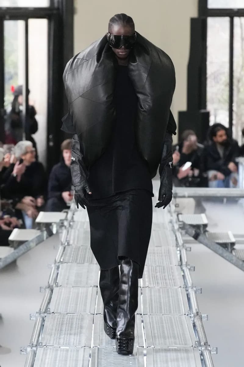 Rick Owens Fall Winter 2023 Runway Show "LUXOR" Collection Paris Fashion Week PFW FW23 Tyrone Dylan Susman Michele Lamy 