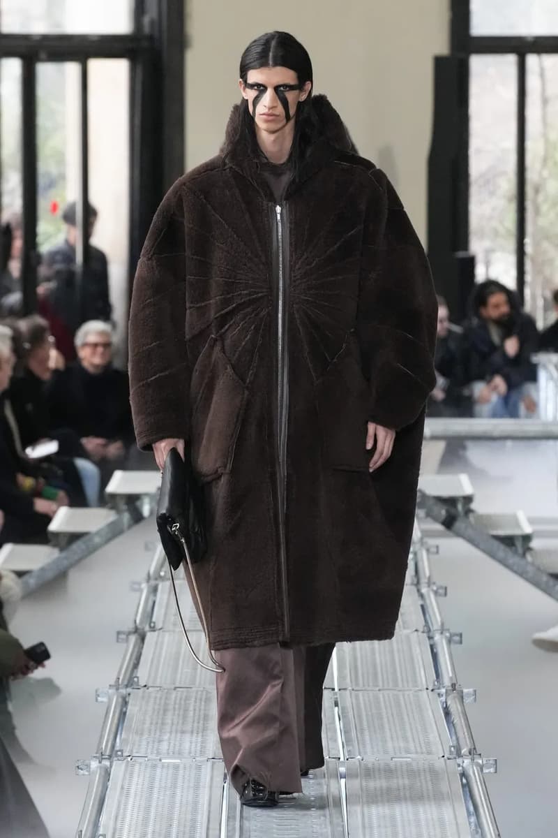 Rick Owens Fall Winter 2023 Runway Show "LUXOR" Collection Paris Fashion Week PFW FW23 Tyrone Dylan Susman Michele Lamy 